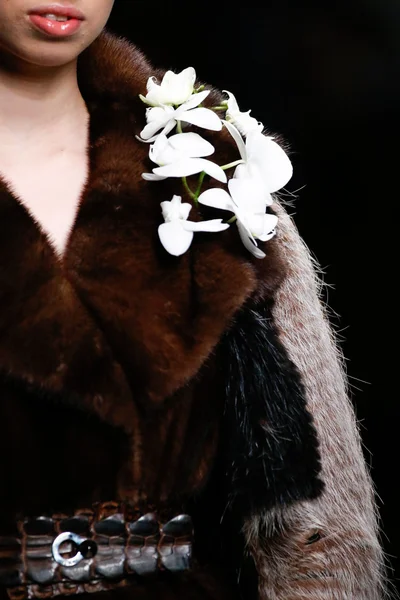 Look 57